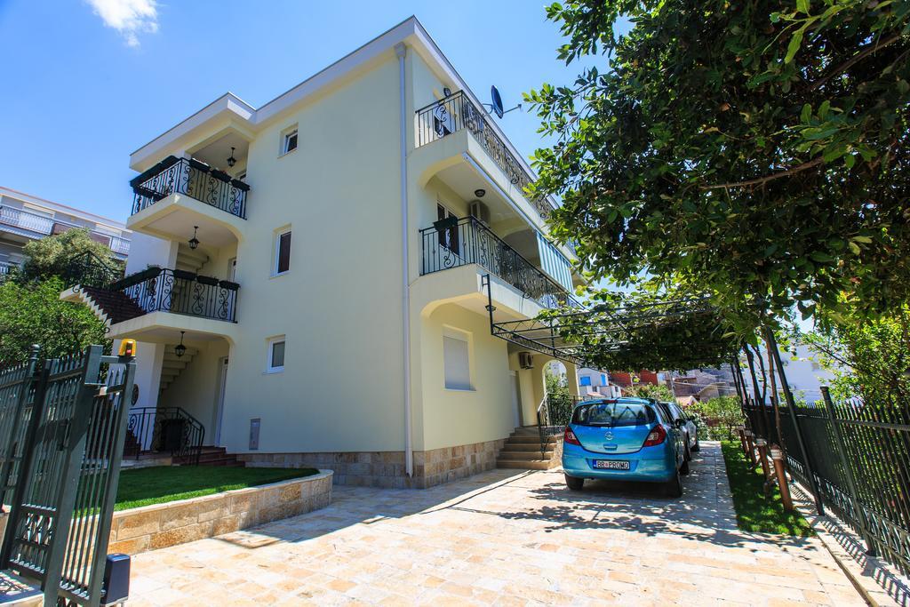 Apartments Aleksic Bar Exterior foto